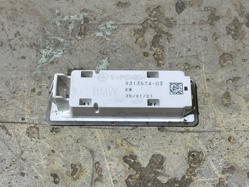 Плафон салонный