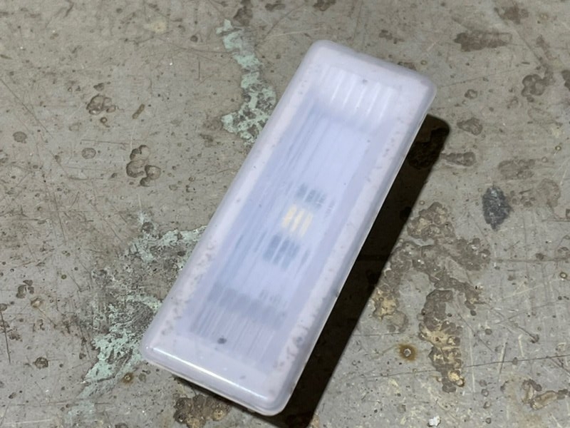 Плафон салонный