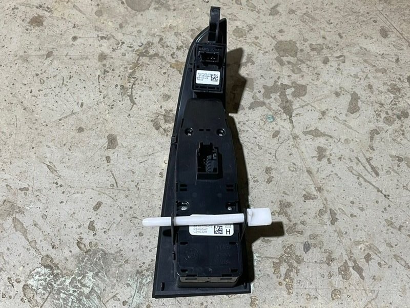 Блок управления стеклоподъемниками