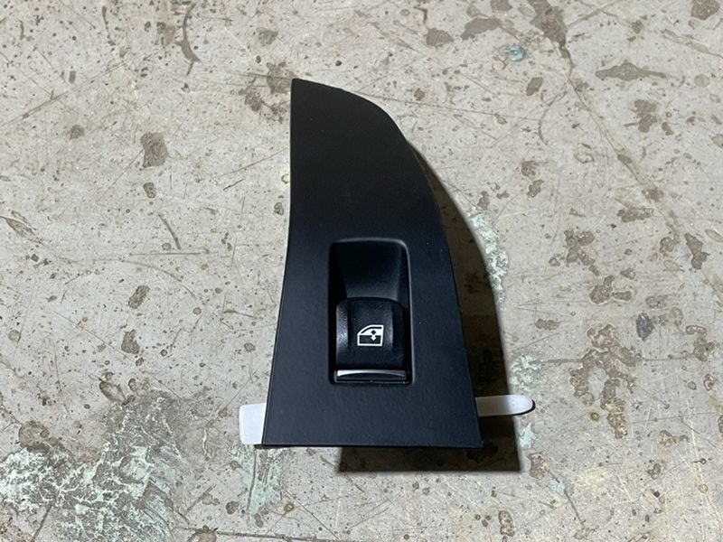 Кнопка стеклоподъемника