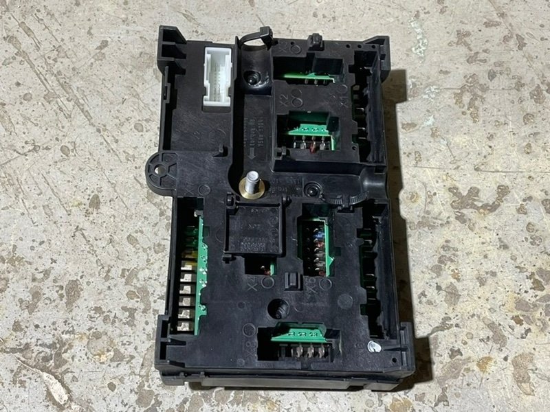 Блок предохранителей