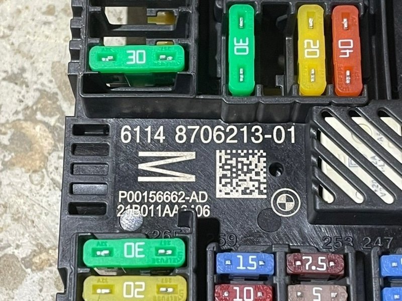 Блок предохранителей