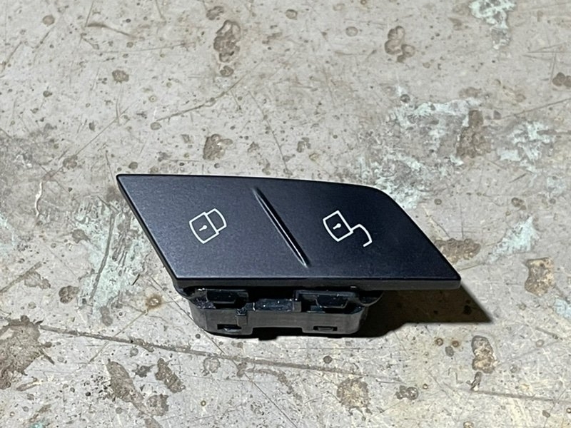 Кнопка центрального замка