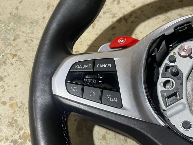 Рулевое колесо (руль)