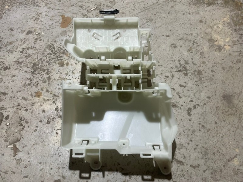 Кронштейн блока предохранителей