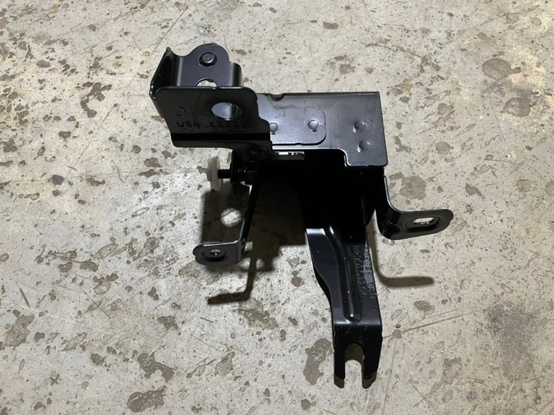 Кронштейн багажника