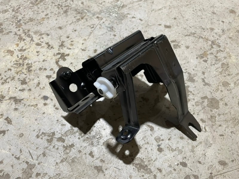 Кронштейн багажника