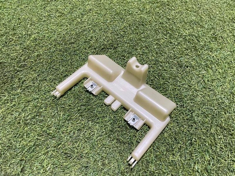 Кронштейн крепления торпедо