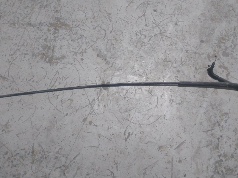 Трос открывания капота