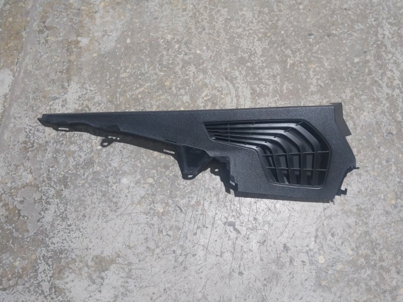 Кронштейн багажника