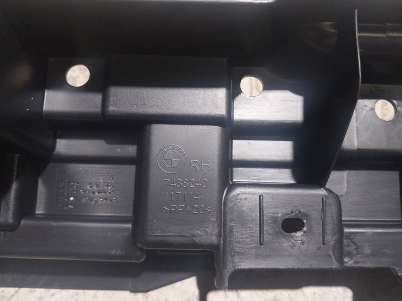 Кронштейн багажника