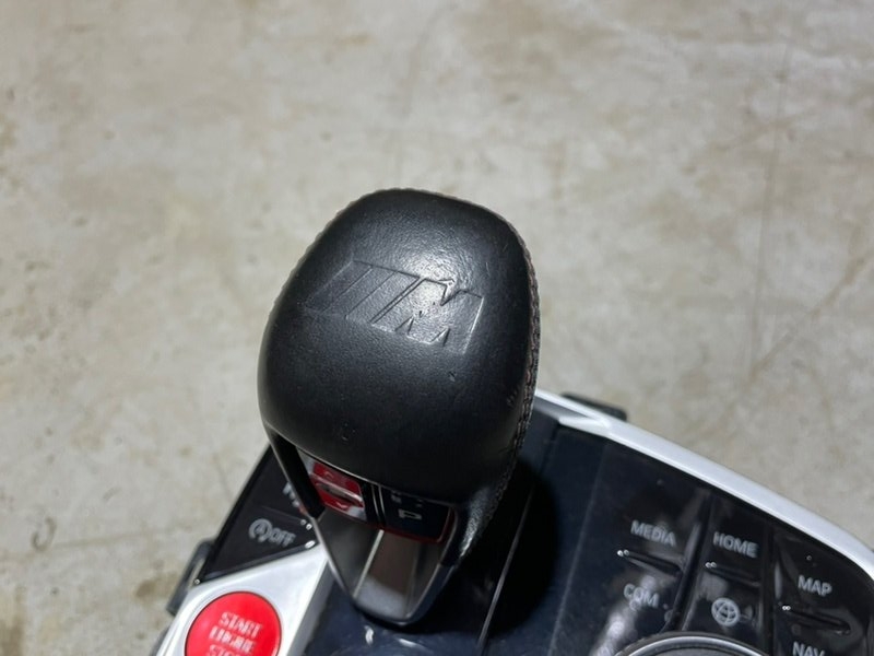 Кулиса МКПП / АКПП