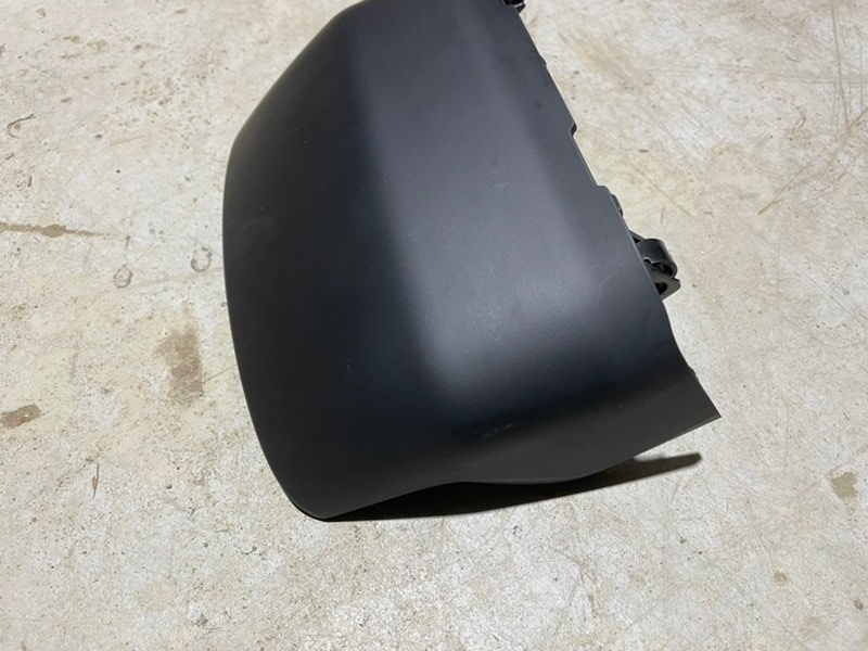 Кожух рулевой колонки