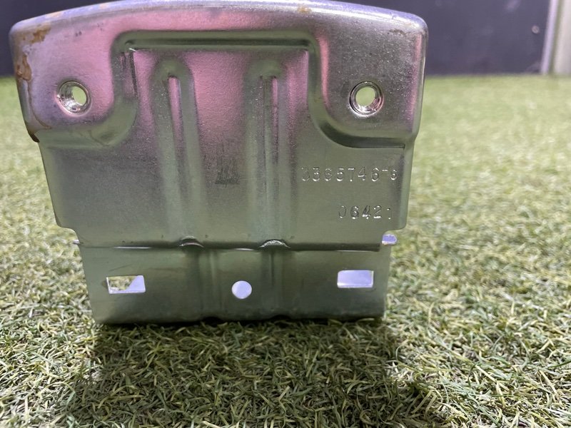 Кронштейн крепления торпедо