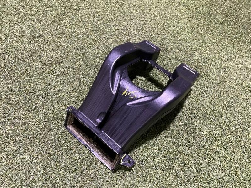 Воздуховод отопителя