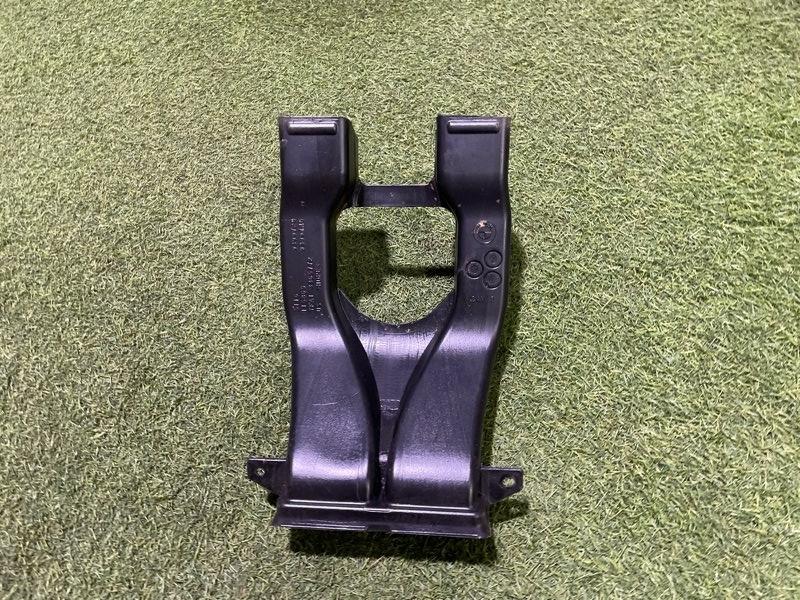 Воздуховод отопителя