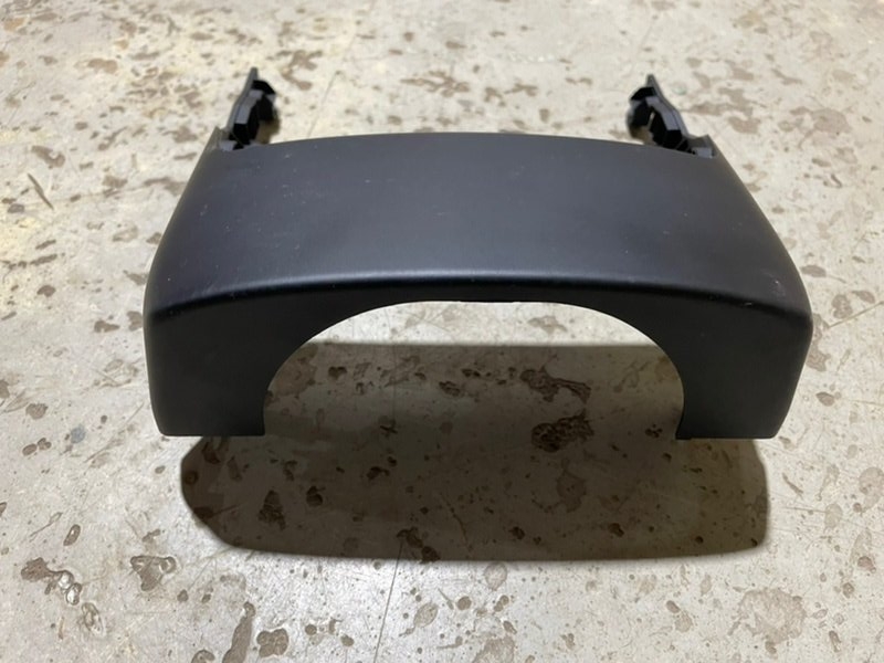 Кожух рулевой колонки