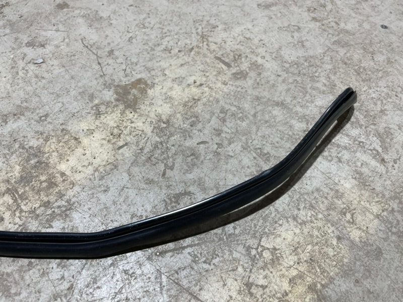 Уплотнитель двери