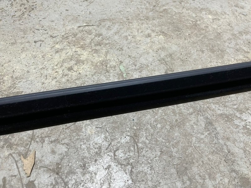 Уплотнитель стекла двери