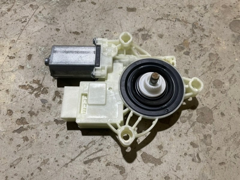 Моторчик стеклоподъемника