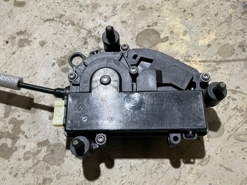 Доводчик двери