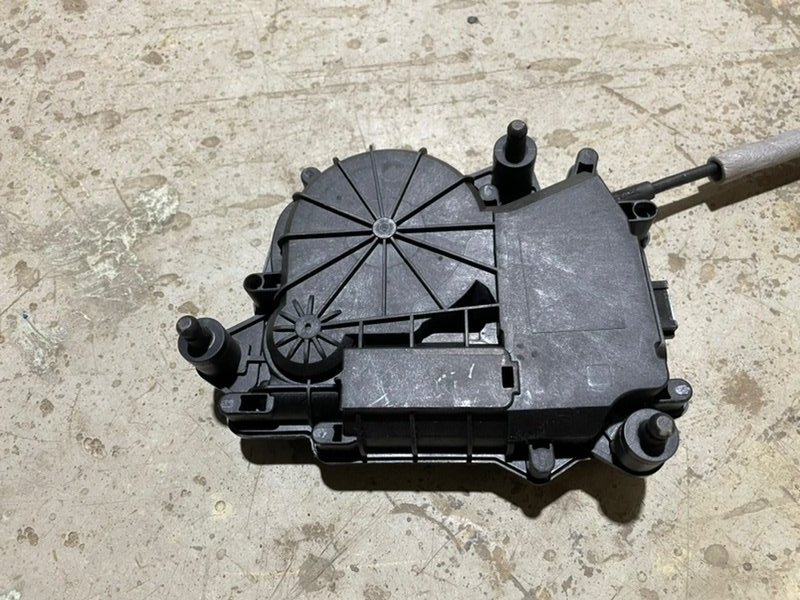 Замок багажника