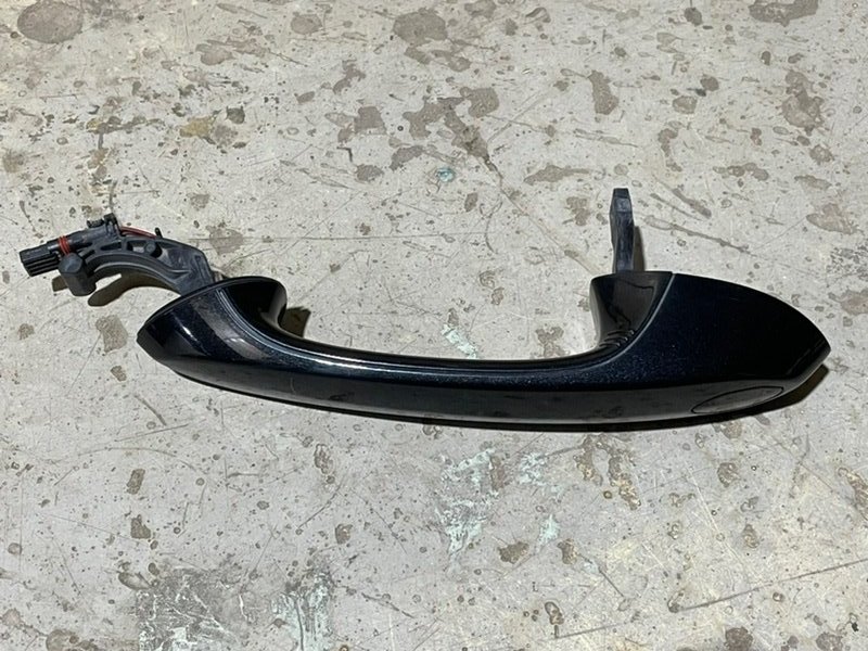 Ручка двери наружная левая