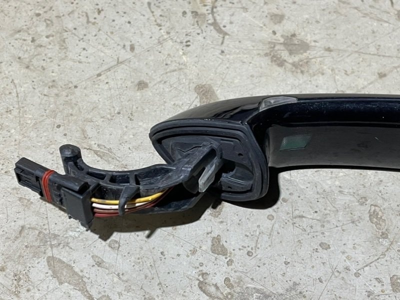 Ручка двери наружная левая