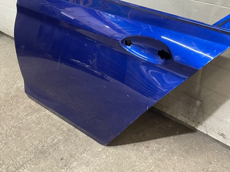 Дверь задняя левая