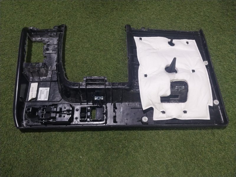 Обшивка багажника