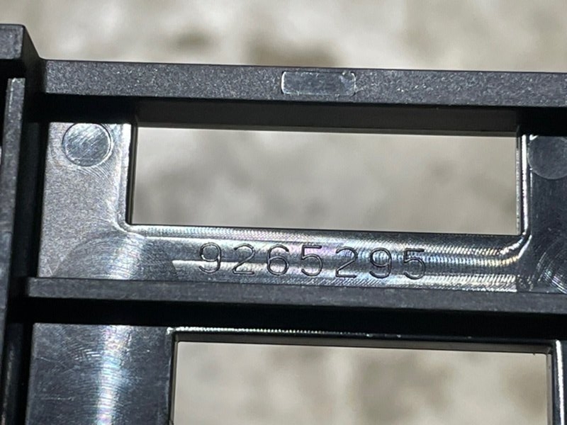 Кронштейн крепежный вспомогательный (разного назначения)