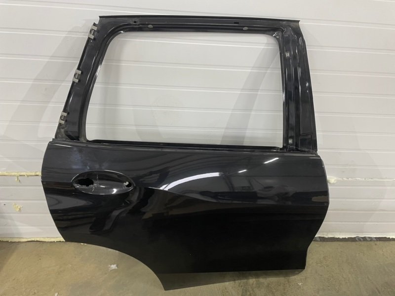 Дверь задняя правая