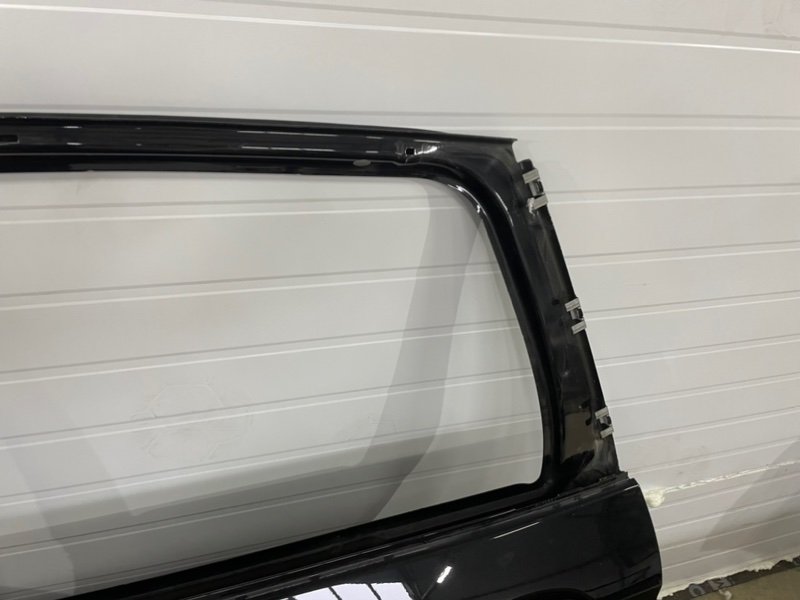 Дверь задняя левая