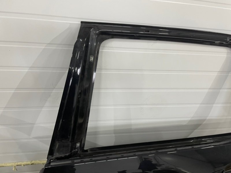 Дверь задняя левая