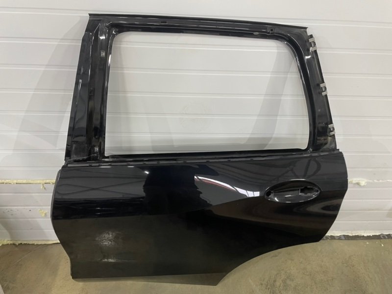 Дверь задняя левая