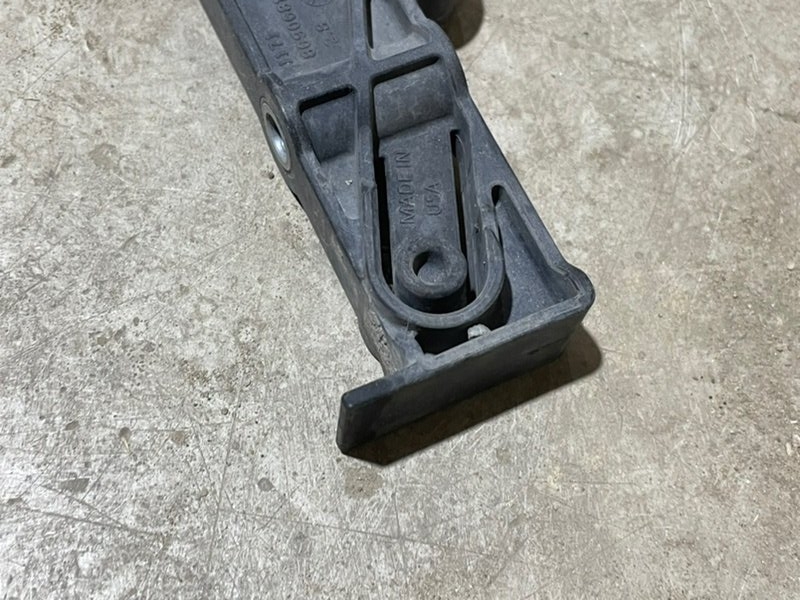 Кронштейн радиатора