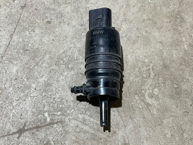 Насос омывателя фар