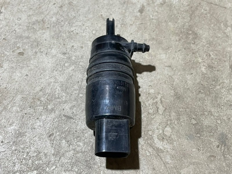 Насос омывателя фар