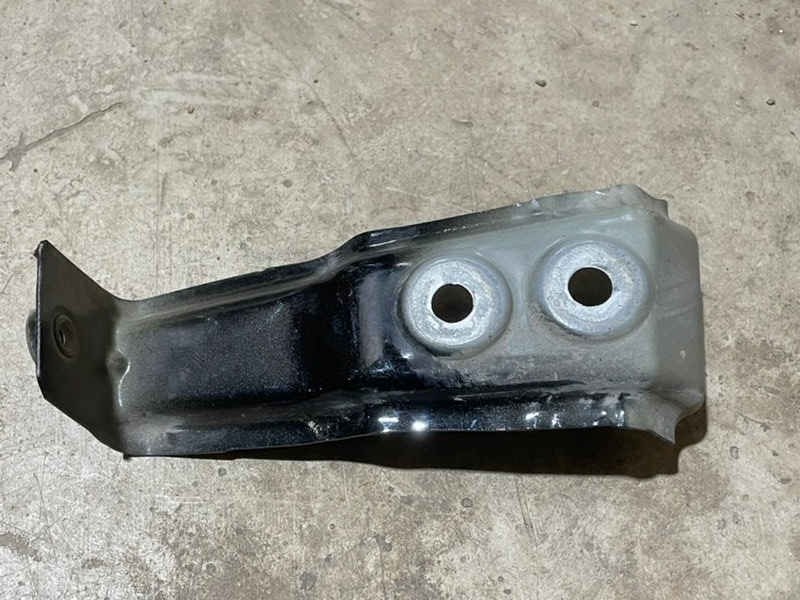 Кронштейн крепления крыла