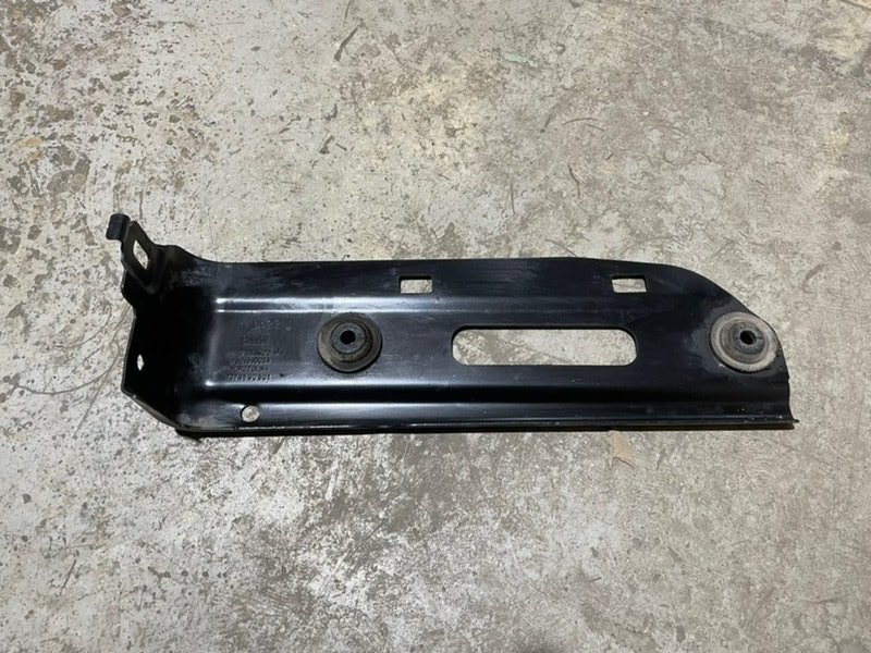 Кронштейн радиатора