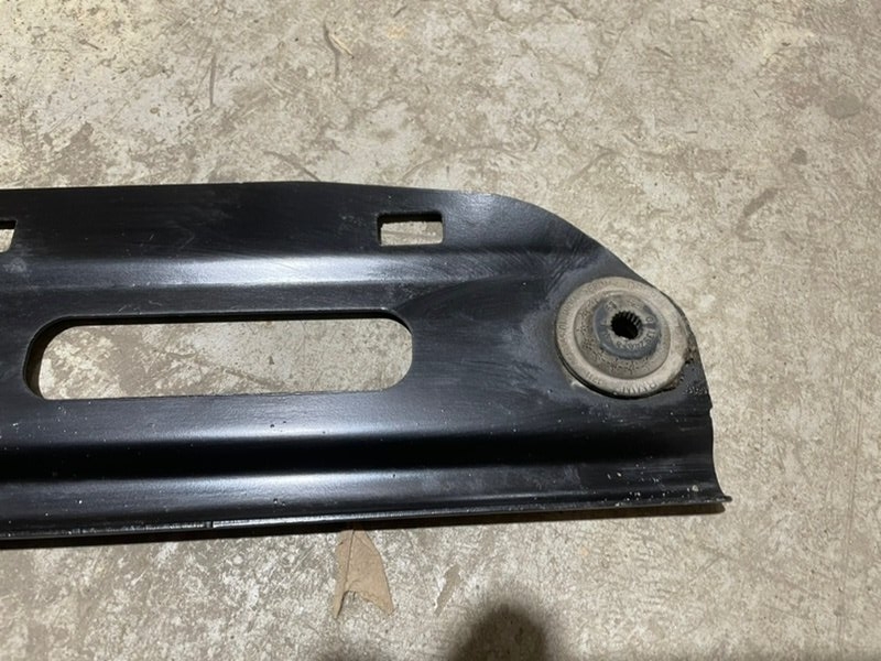 Кронштейн радиатора