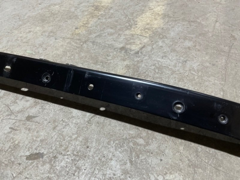 Кронштейн передней панели