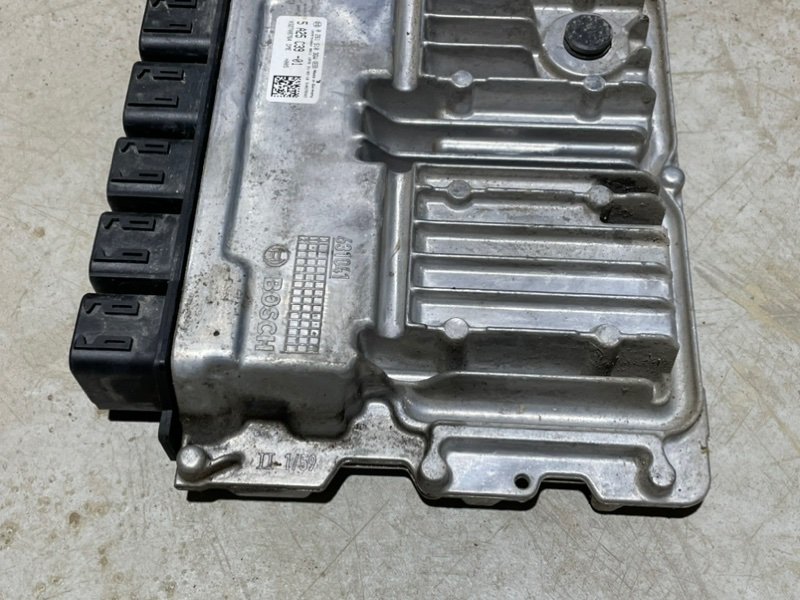 Блок управления двигателем