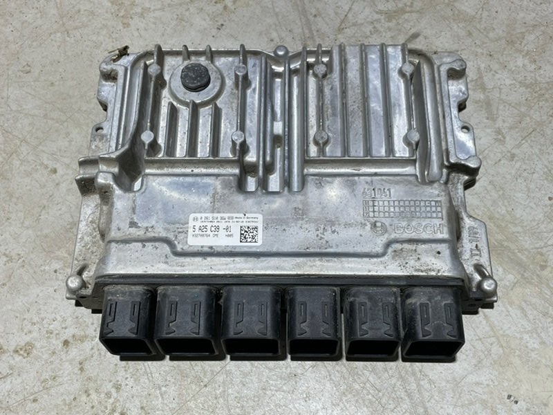 Блок управления двигателем