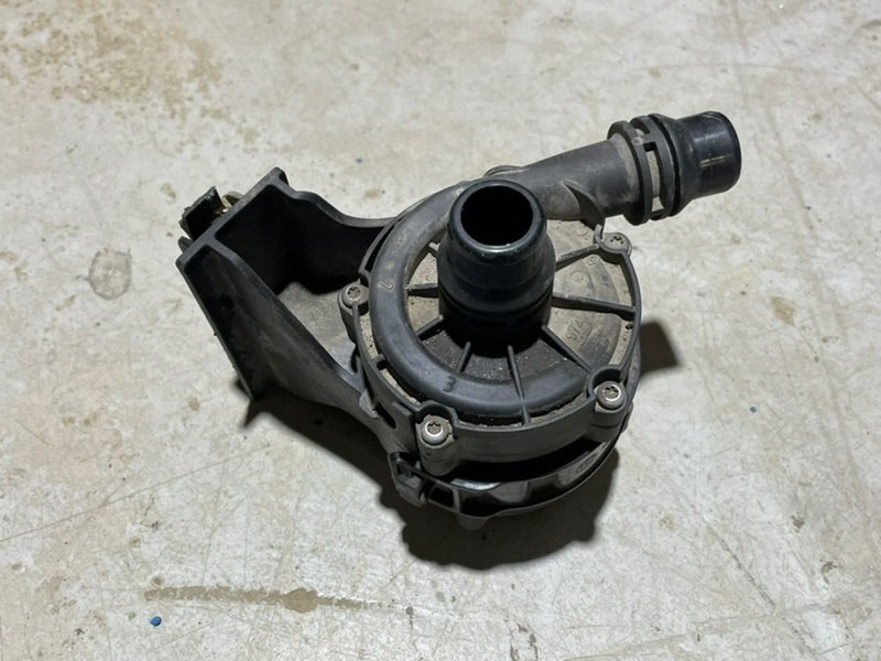 Насос электрический (доп.помпа)