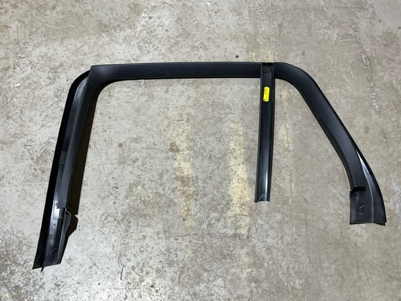 Накладка двери задней левой