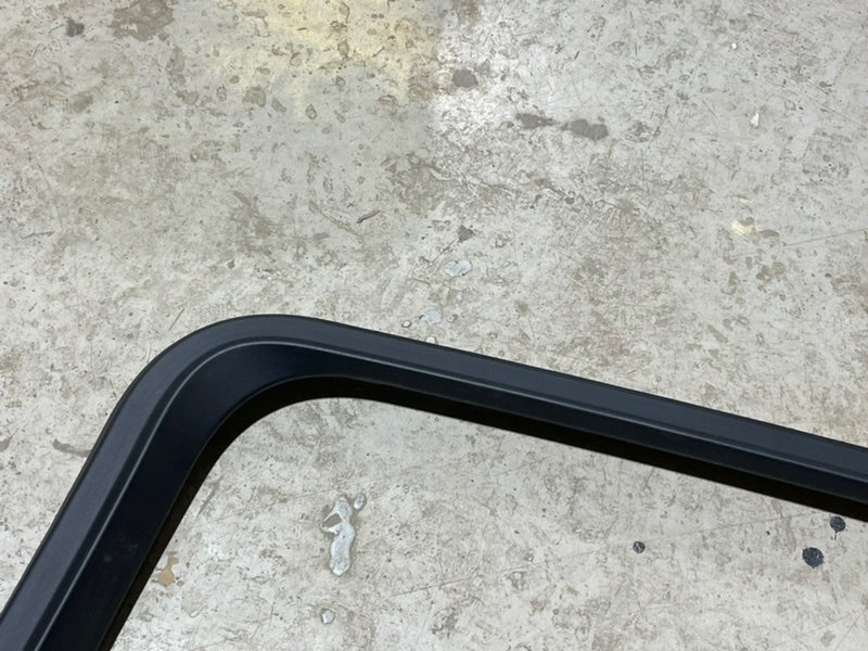 Накладка двери задней правой