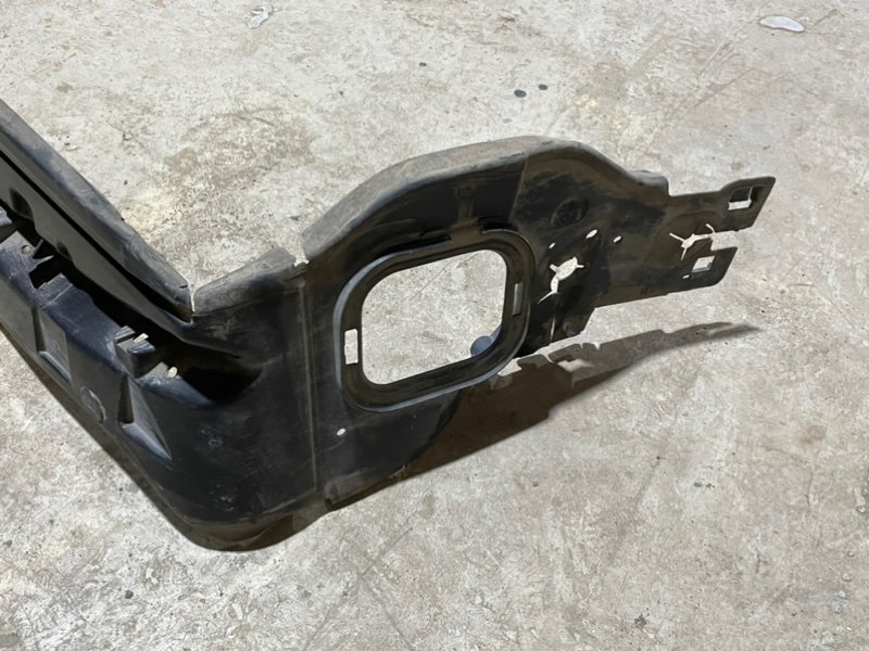 Воздуховод радиатора верхний