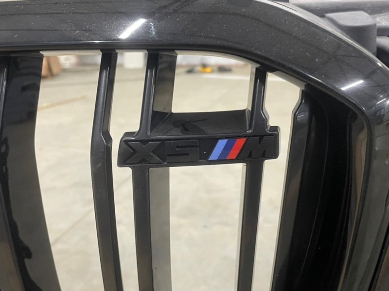 Бампер передний