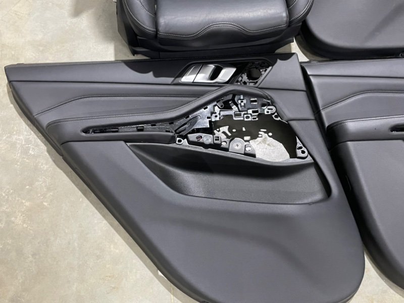 Сиденья комплект